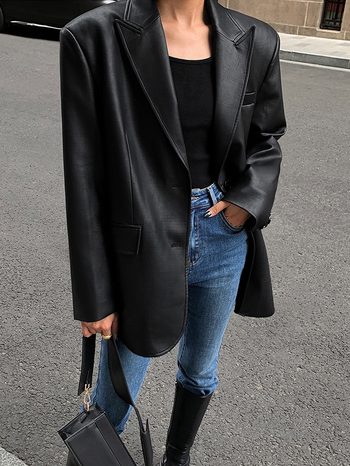 Blake | Blazer da Donna Oversize in Similpelle con Revers 2