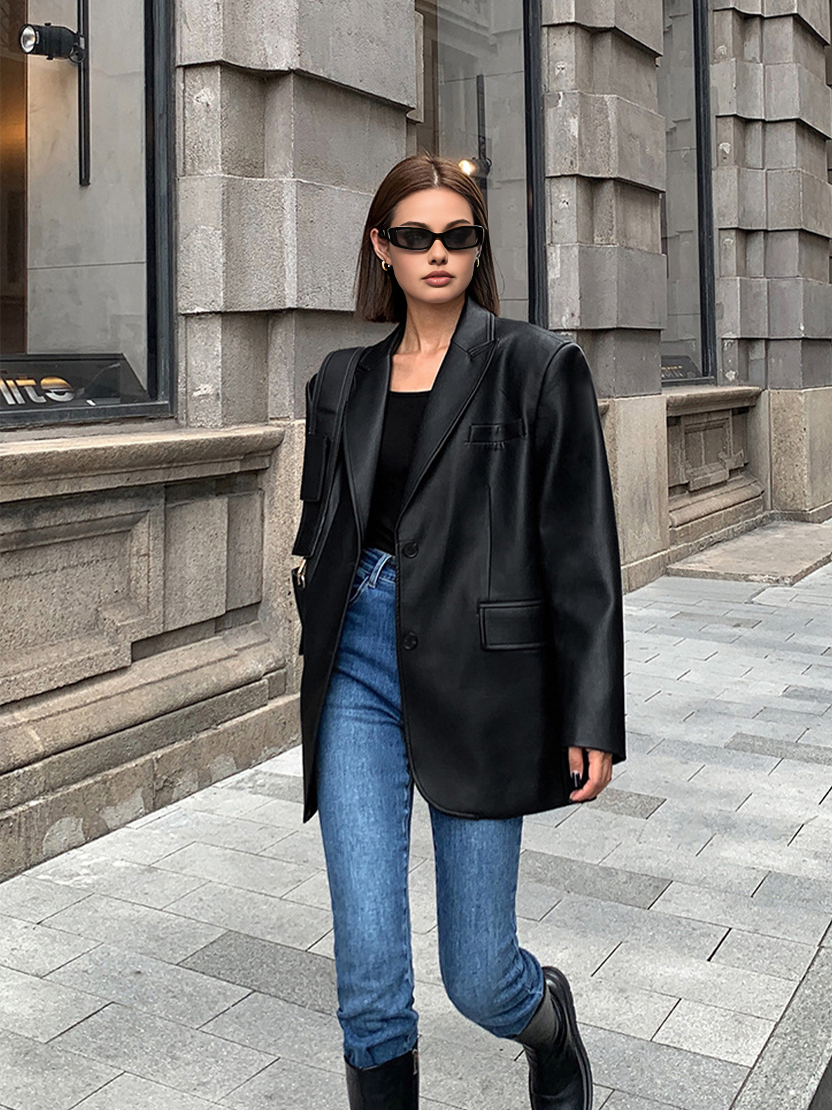 Blake | Blazer da Donna Oversize in Similpelle con Revers 5