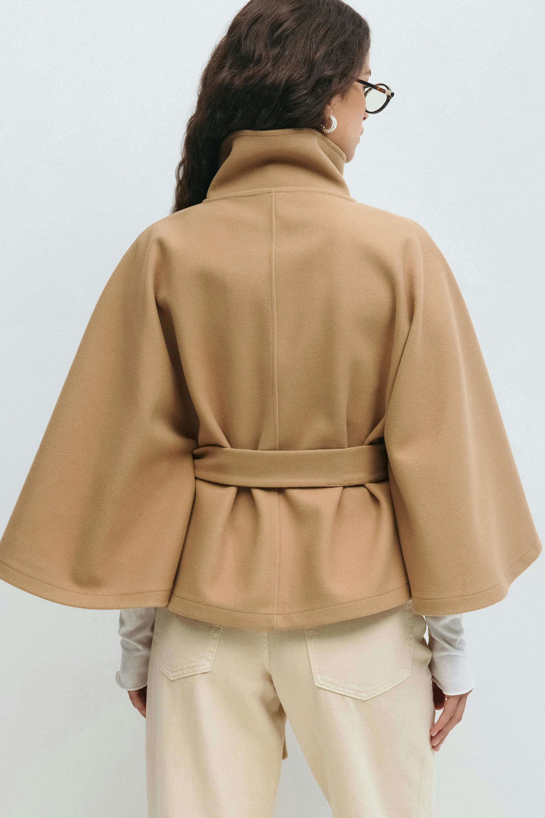 Cappotto Elegante in Misto Lana con Cintura | Emiliana