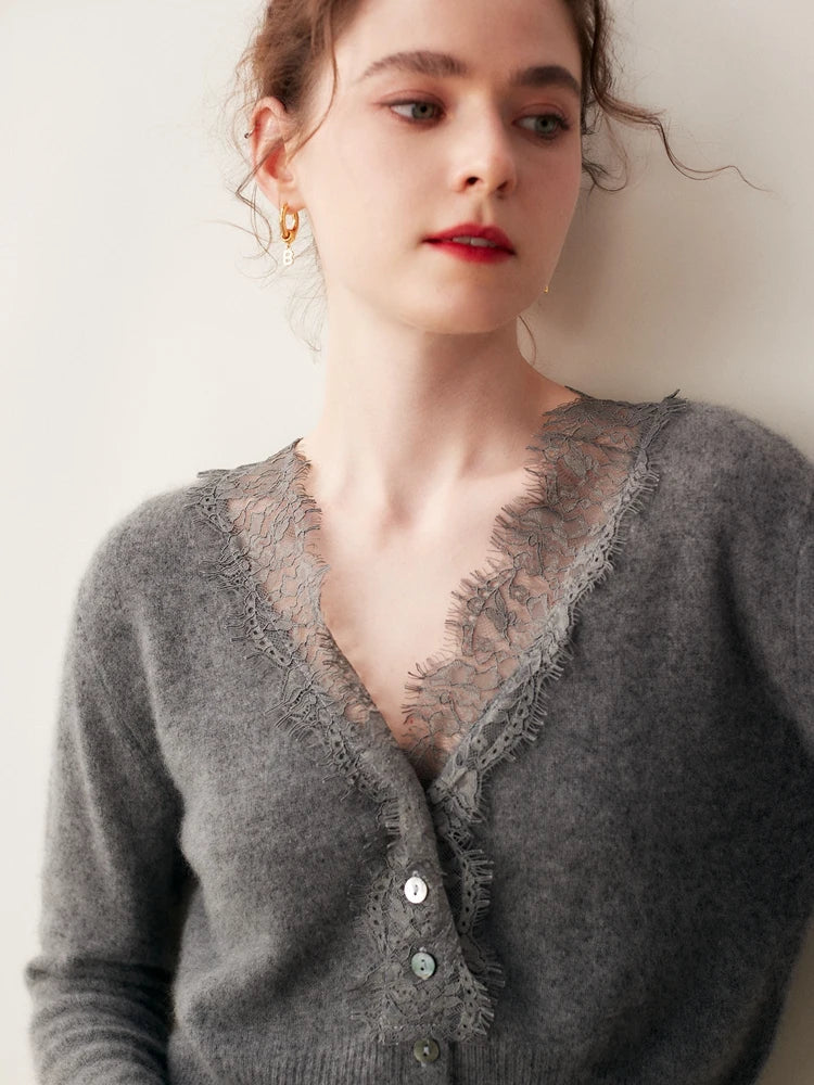 Cardigan Donna in Maglia con Dettagli in Pizzo e Bottoni | Valentina