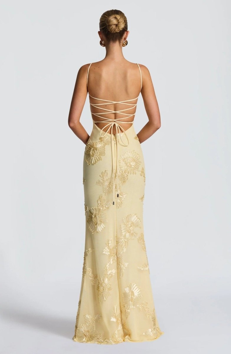 Diana | Abito Lungo da Donna in Pizzo Floreale Corsetto Sirena 6