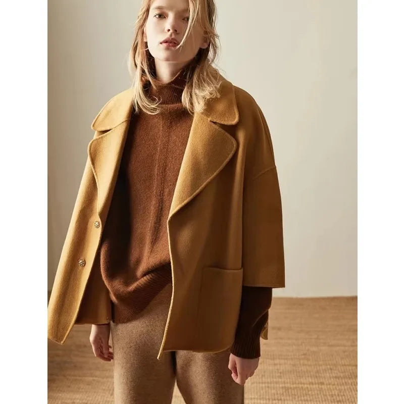 Dolcevita Oversize Caldo dal Design Moderno da Donna | Selina Marrone