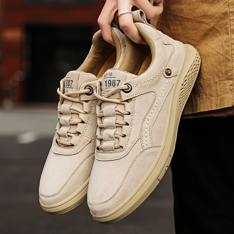 Luca | Uomo Sneaker Scamosciata Stringata Low-Top Dettaglio Forato 2