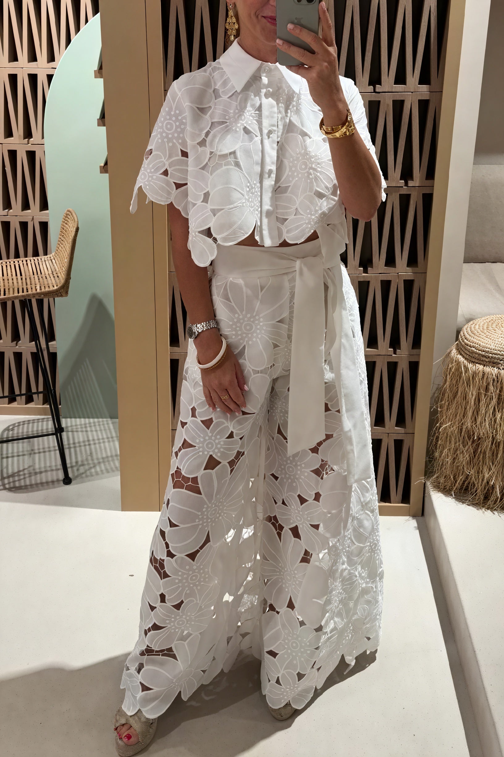 Rivela | Completo Floreale con Pantaloni Ampi Bianco