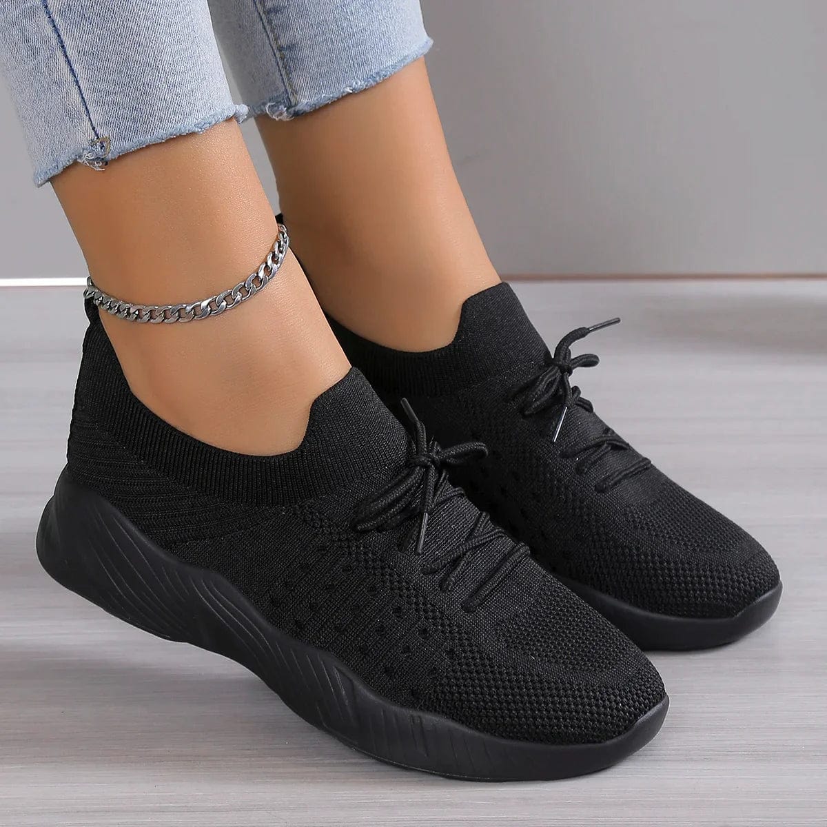 Sneakers in Maglia con Lacci da Donna | Aria