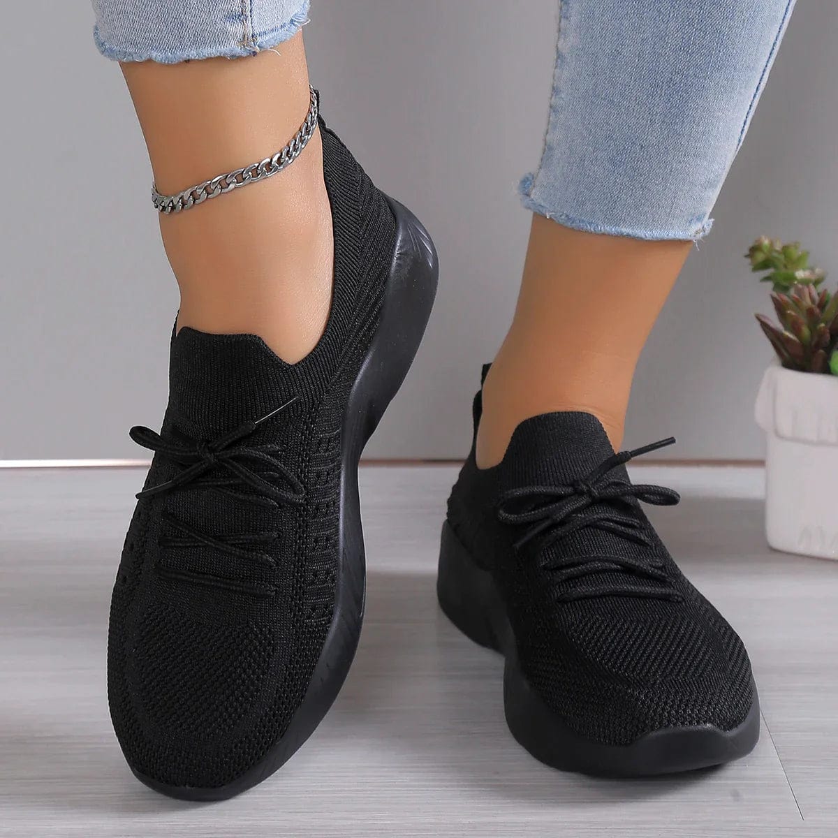Sneakers in Maglia con Lacci da Donna | Aria
