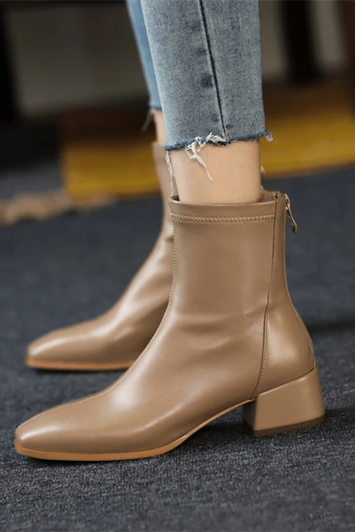 Stivaletti Donna in Pelle con Tacco Basso | Caterina