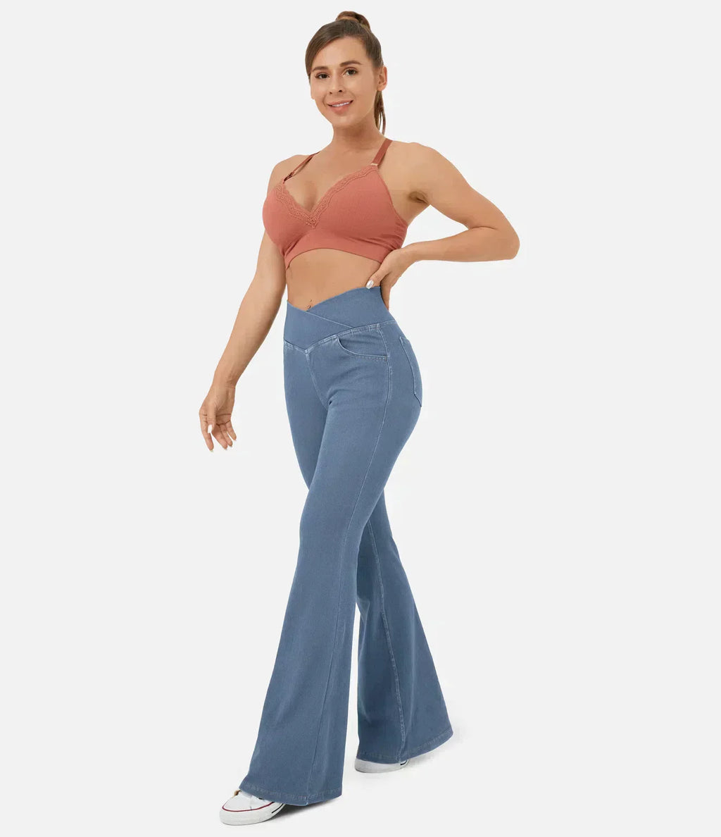 Damejeans med høj talje, bootcut og stretch samt lommer