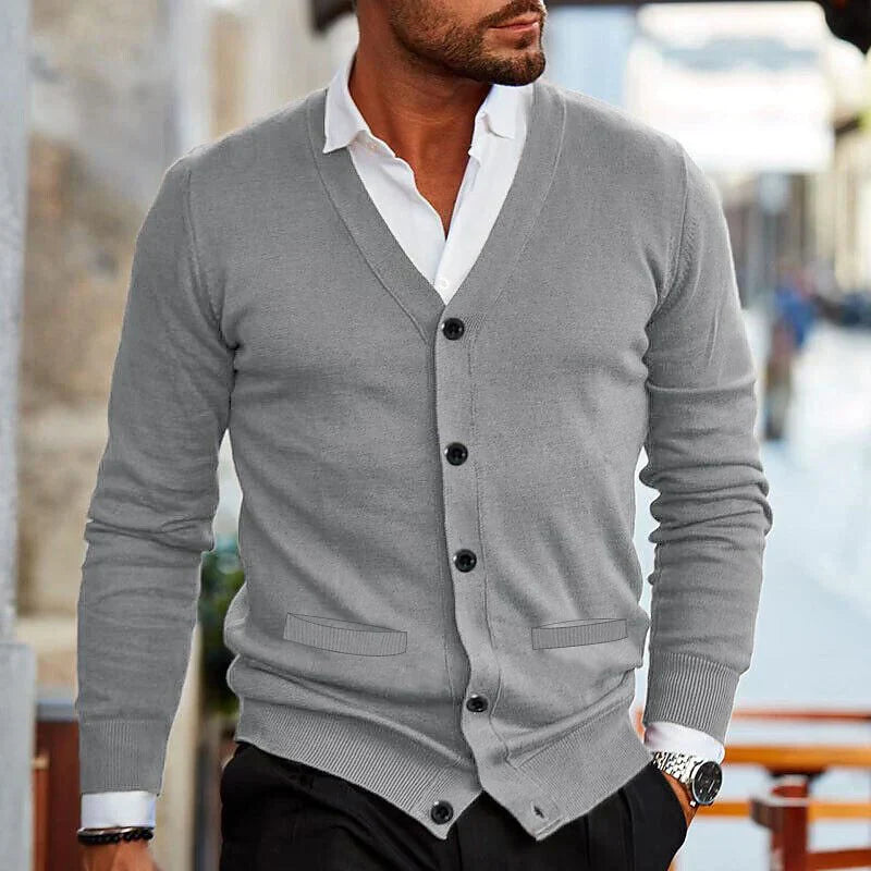 Cardigan da uomo con scollo a V e bottoni, per un look casual e raffinato