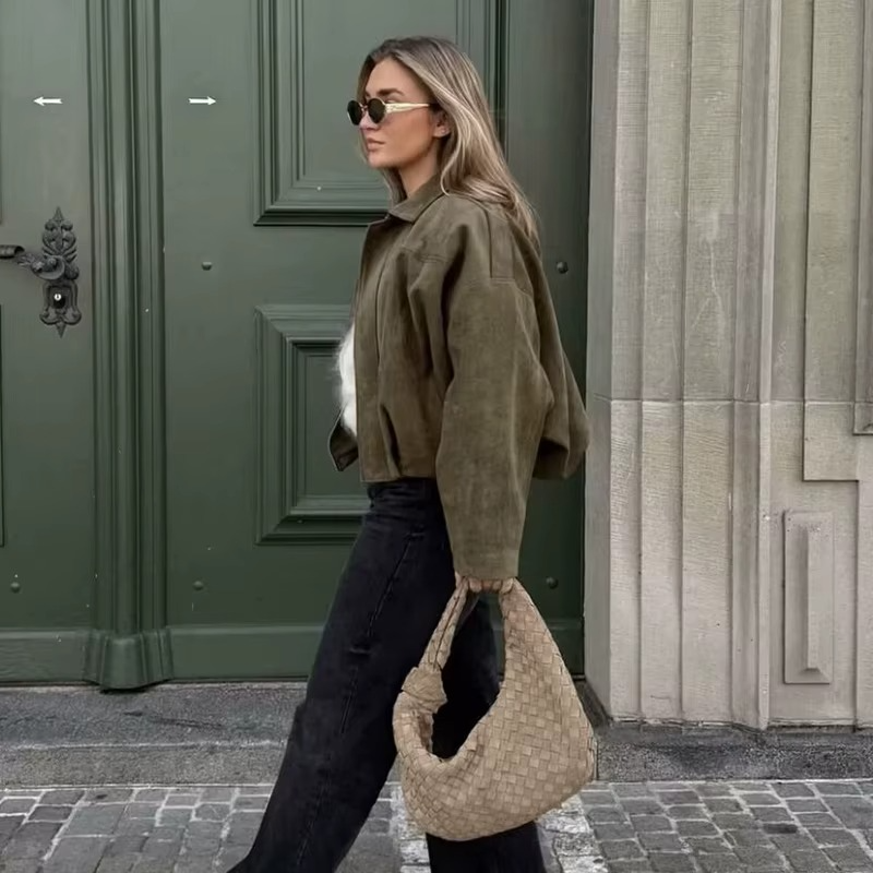 Bianca | Giacca Bomber da Donna Oversize Scamosciata Zip Frontale 4