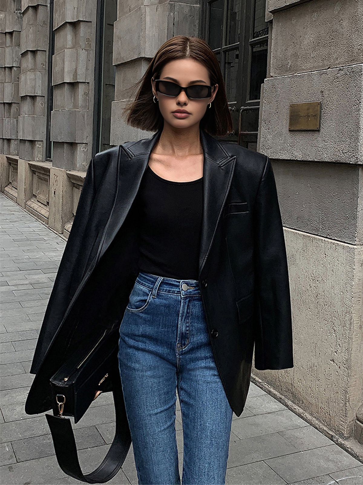 Blake | Blazer da Donna Oversize in Similpelle con Revers 3