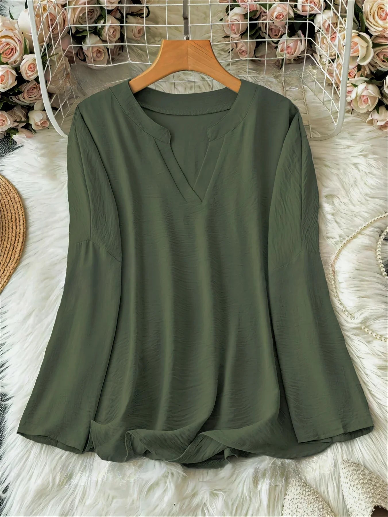 Briela | Blusa a V in Tessuto Leggero