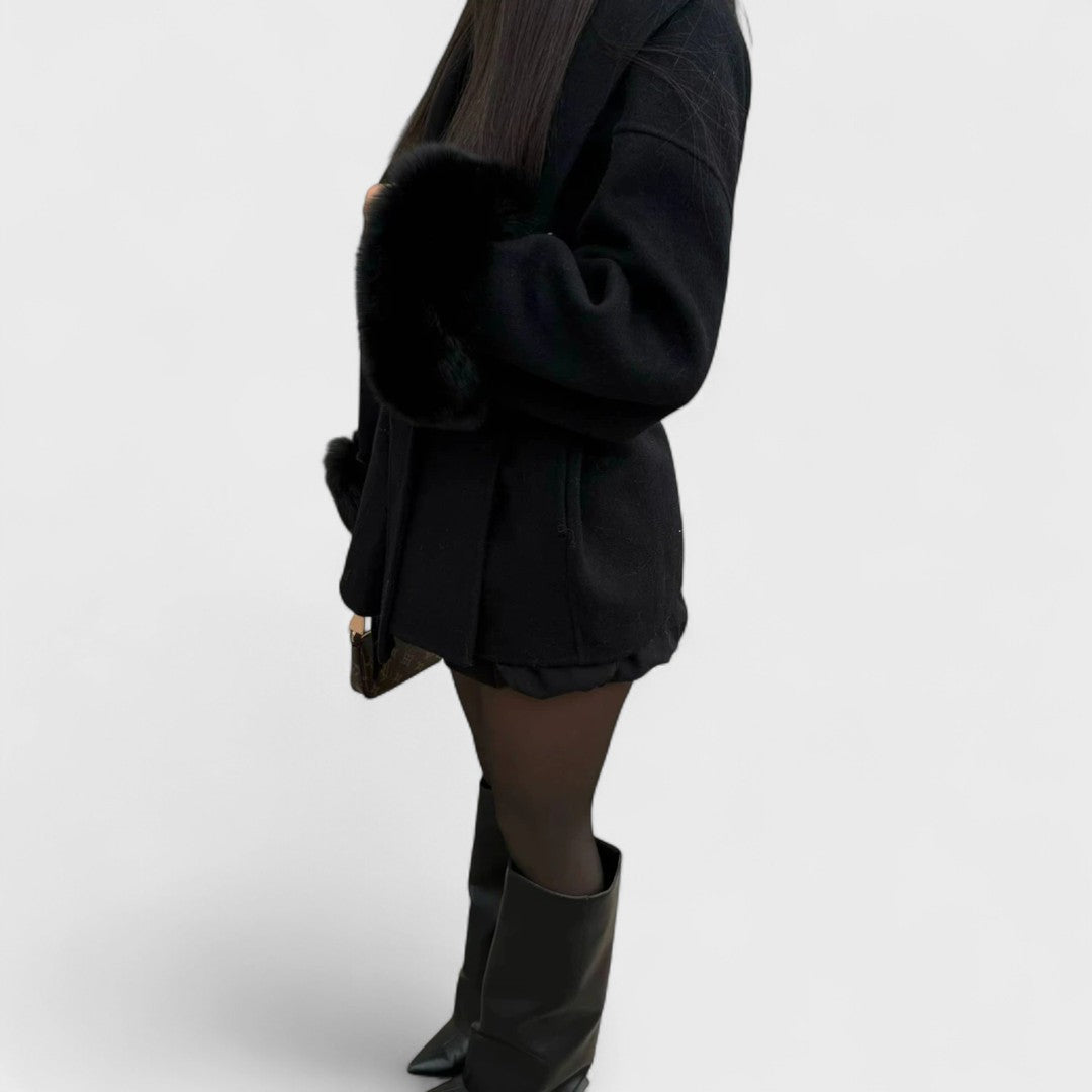 Cappotto Elegante in Lana Morbida Per Donna | Zirela