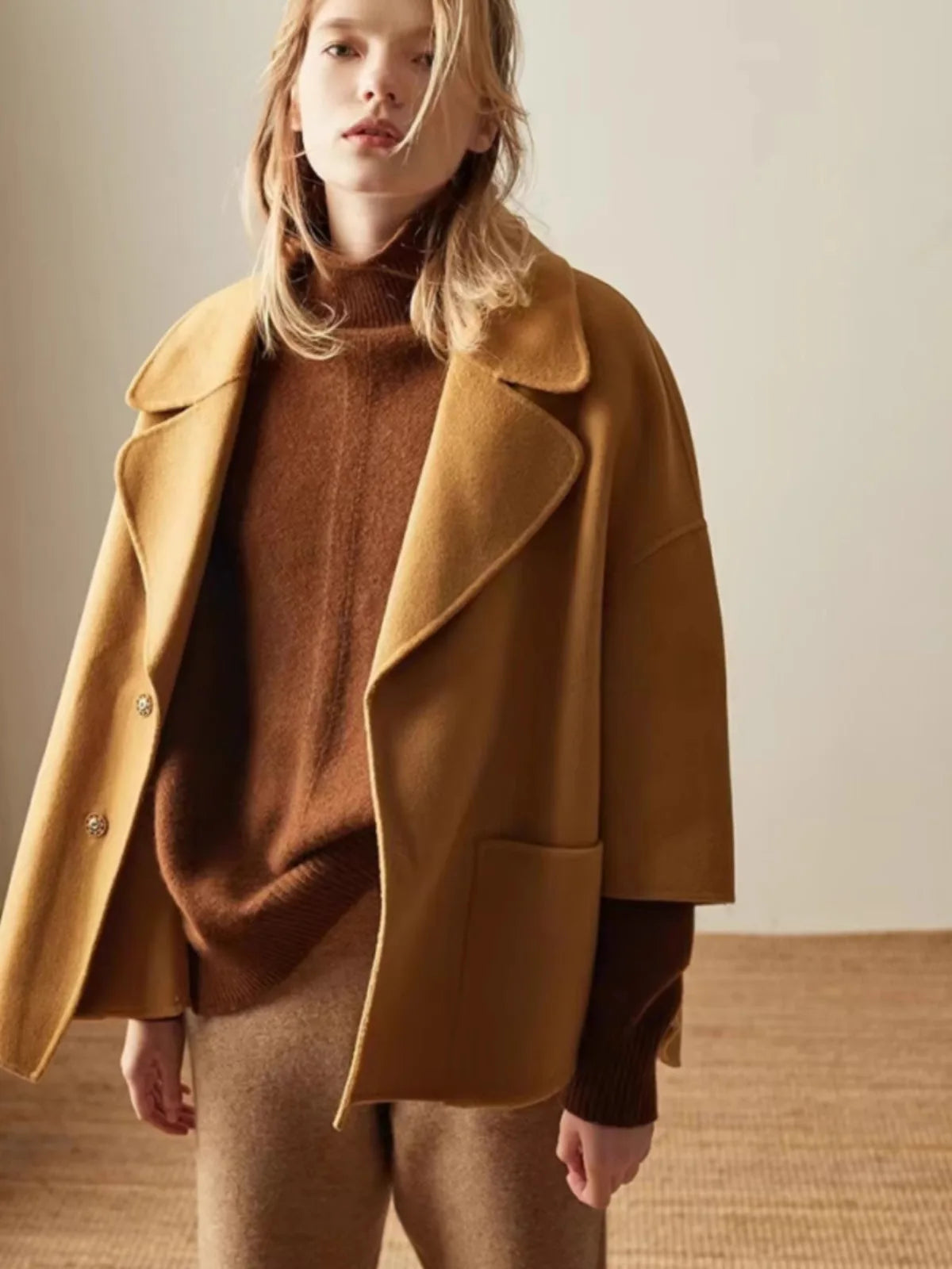 Dolcevita Oversize Caldo dal Design Moderno da Donna | Selina