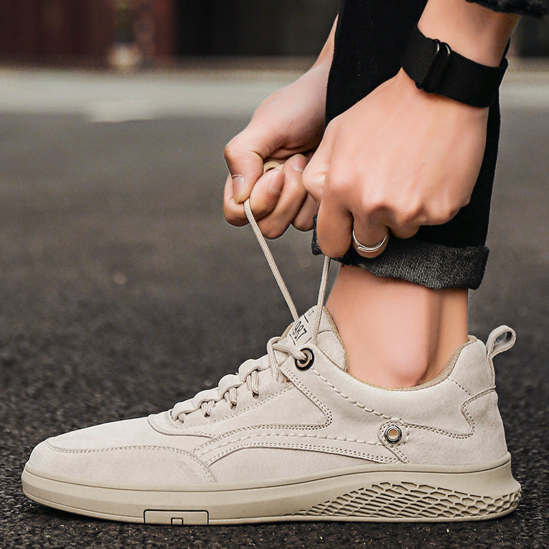 Luca | Uomo Sneaker Scamosciata Stringata Low-Top Dettaglio Forato 4