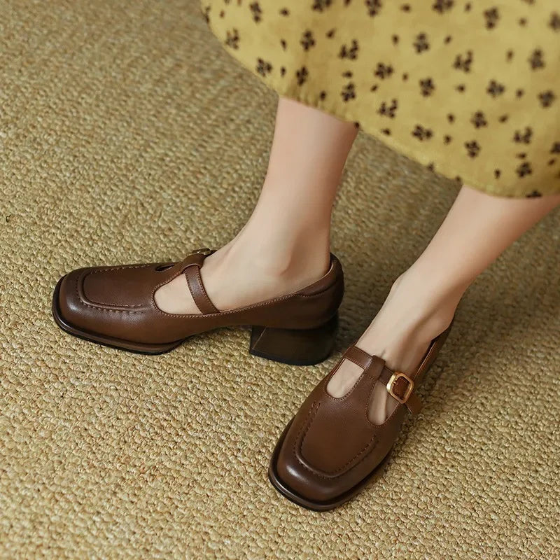 Maya | Scarpa da Donna in Pelle Mary Jane Cinturino a T Tacco 3