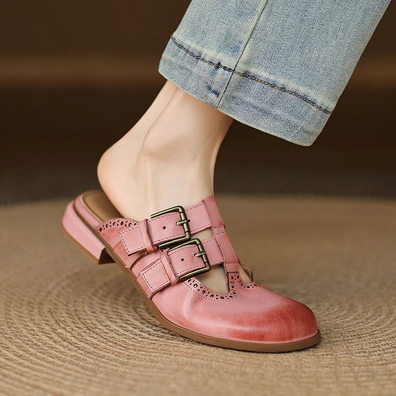 Mia | Donna Mule Piatte Pelle Doppia Fibbia Dettaglio Brogue