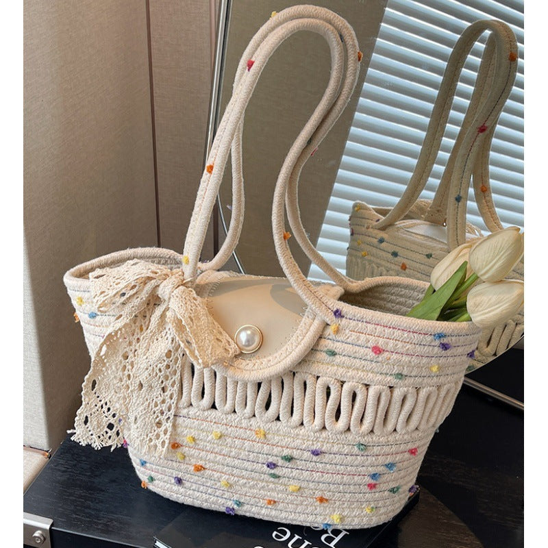 Borsa intrecciata colorata da donna con interno spazioso
