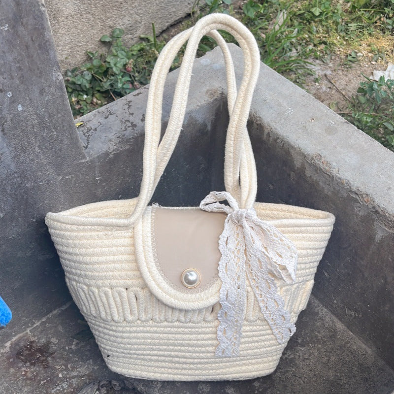 Borsa intrecciata colorata da donna con interno spazioso
