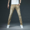 Jeans casual da uomo a gamba dritta con chiusura a bottoni
