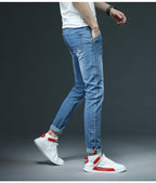 Jeans casual da uomo a gamba dritta con chiusura a bottoni