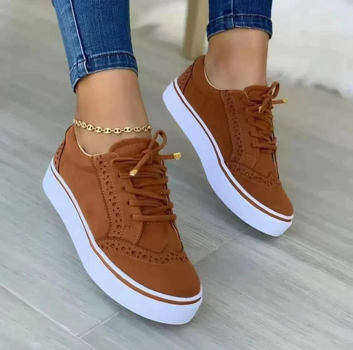 Sneakers Casual con Suola Spessa per Donna | Valene Marrone