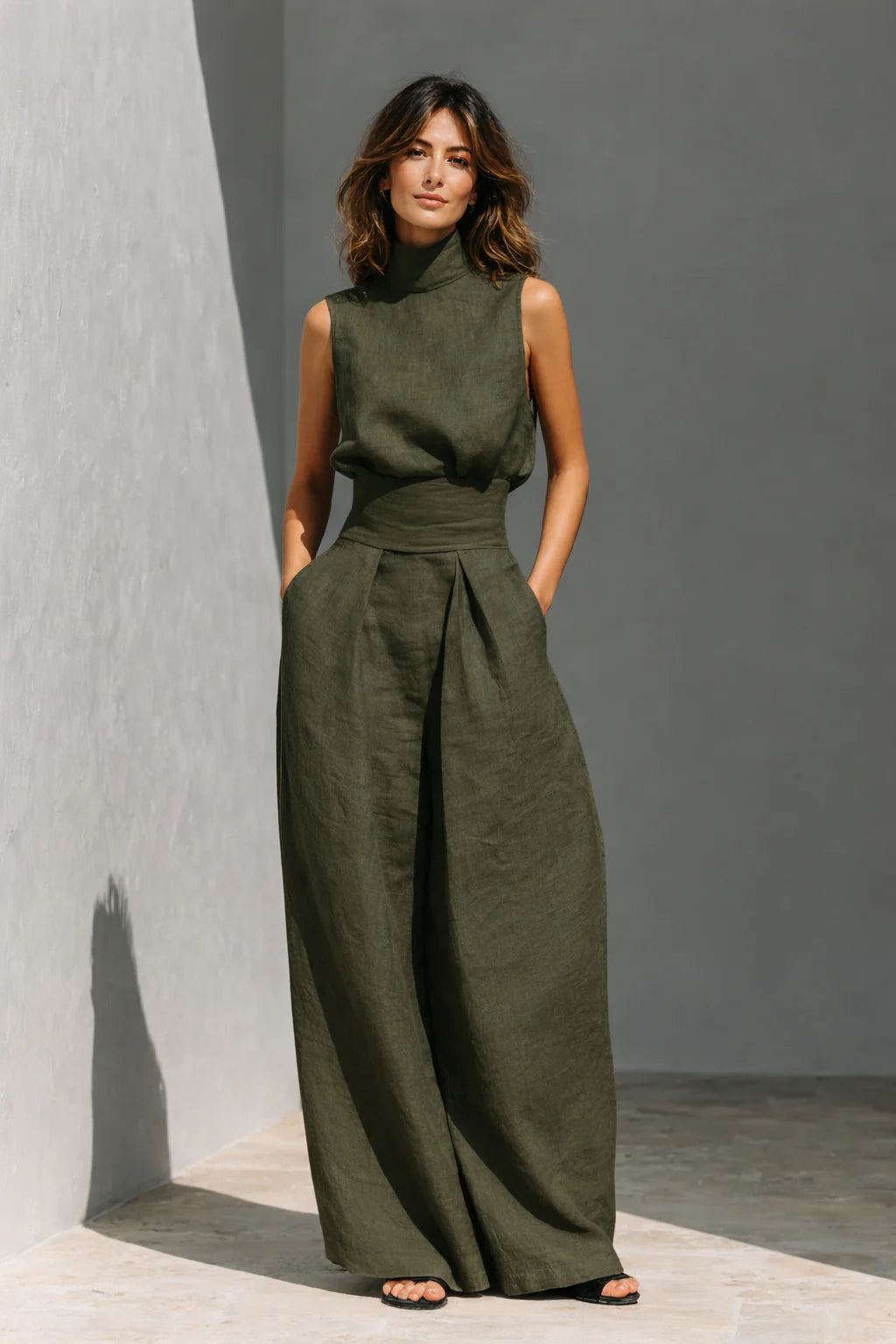 Allegra | Completo Donna Canotta Collo Alto Pantalone Largo Verde Scuro