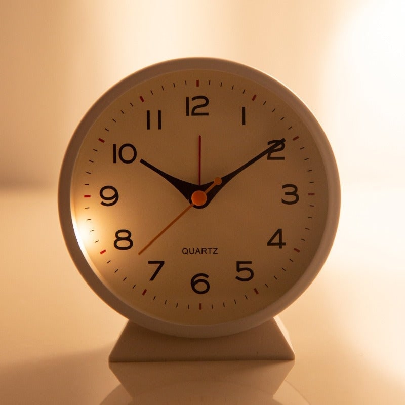 Analog Alarm Clock with Non-Ticking Quartz Movement Backlight and Battery Operation - Image 4