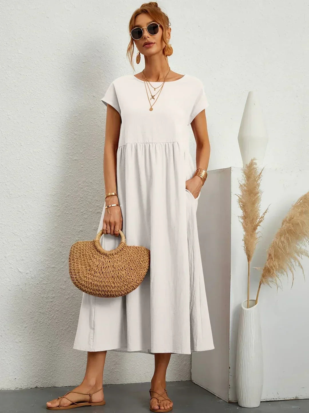 Anna | Abito Midi dalla Linea Relaxed Manica Corta