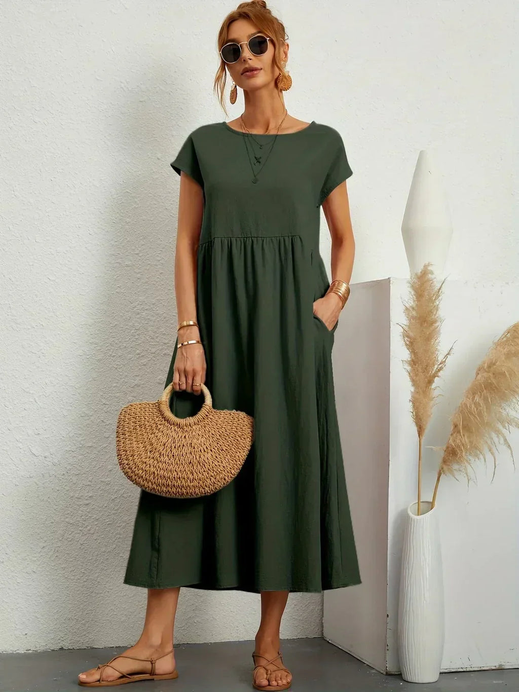 Anna | Abito Midi dalla Linea Relaxed Manica Corta
