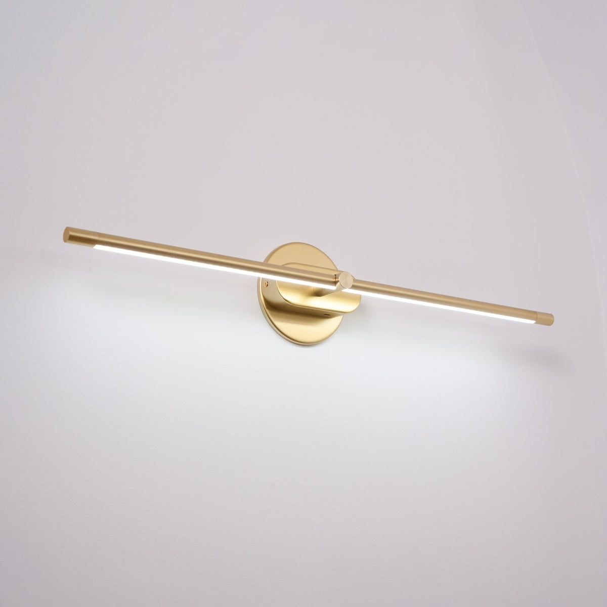 Bathroom Vanity Light Fixtures with Integrated LED Mirror Lighting Bar - Image 9