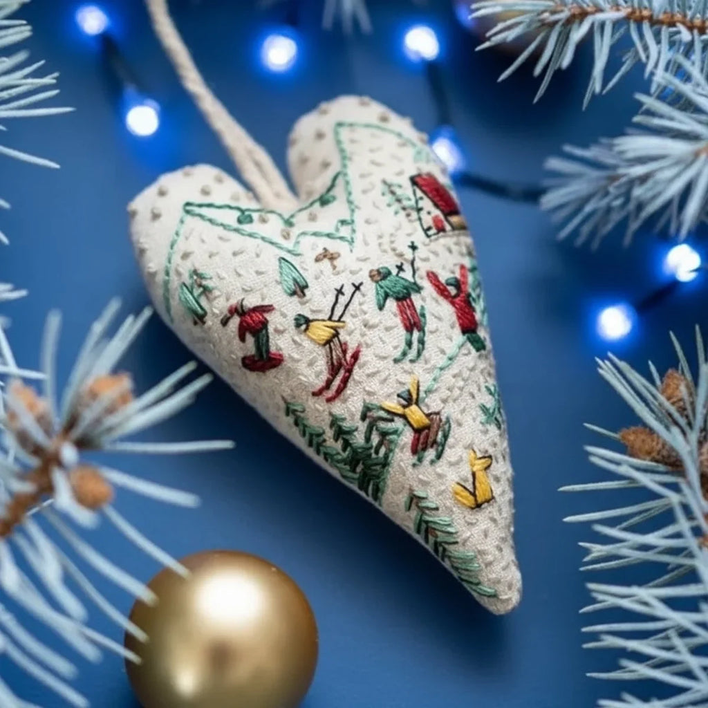 Christmas Embroidery Kit for Beginners with Heart-Shaped Ornament and Complete Supplies - Image 11