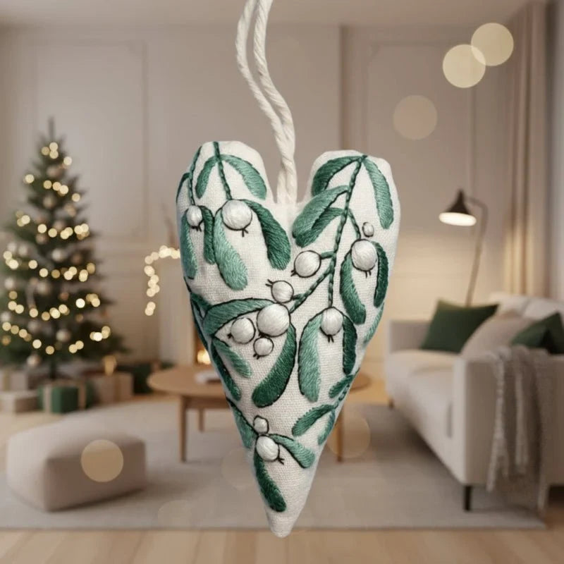 Christmas Embroidery Kit for Beginners with Heart-Shaped Ornament and Complete Supplies - Image 3