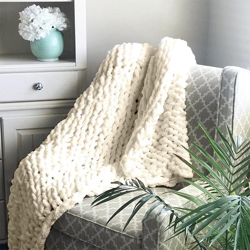 Chunky Knit Throw Blanket with Oversized Loop Pattern and Plush Chenille Texture - Image 1