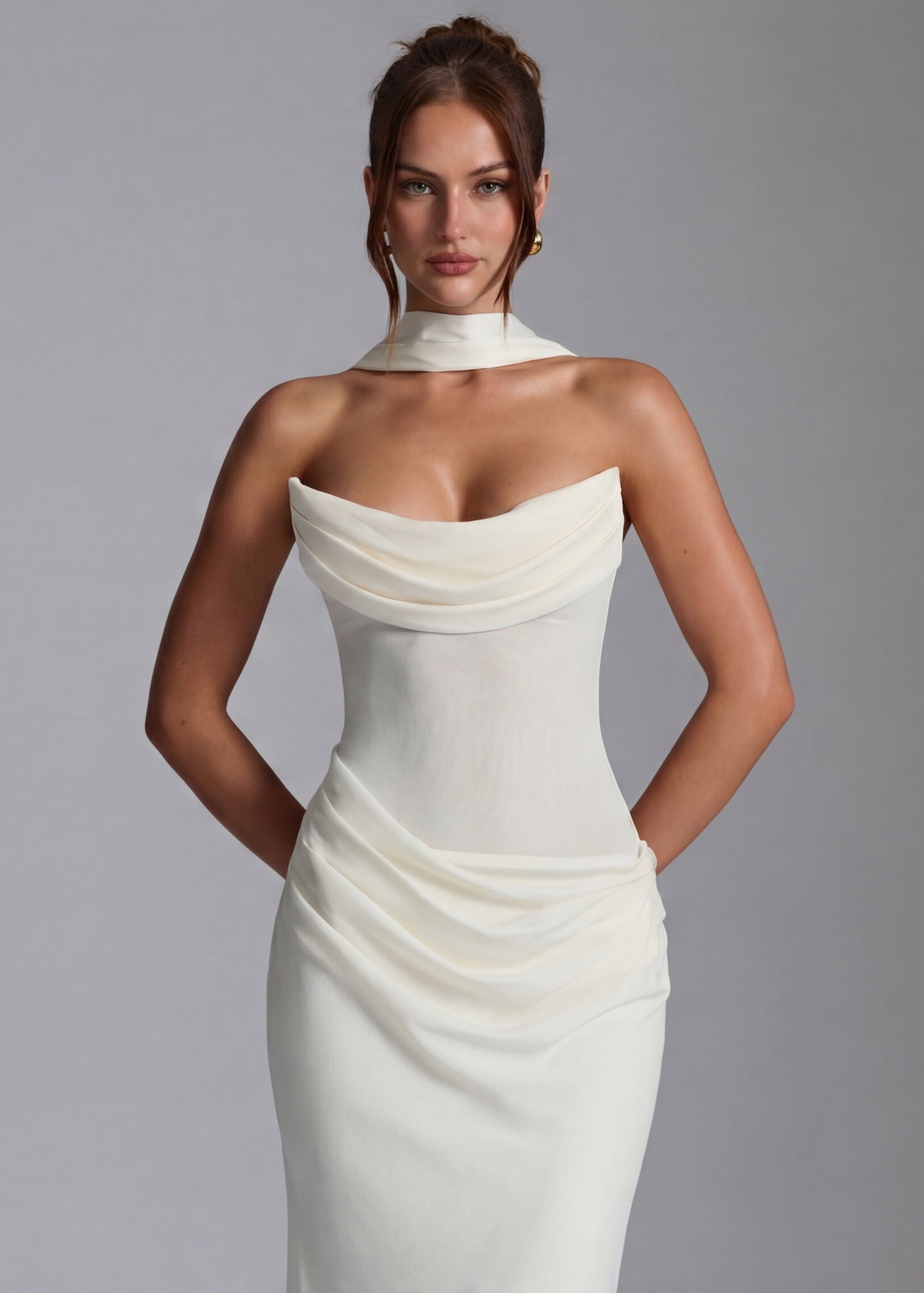 Vestido de noite maxi drapeado para mulher