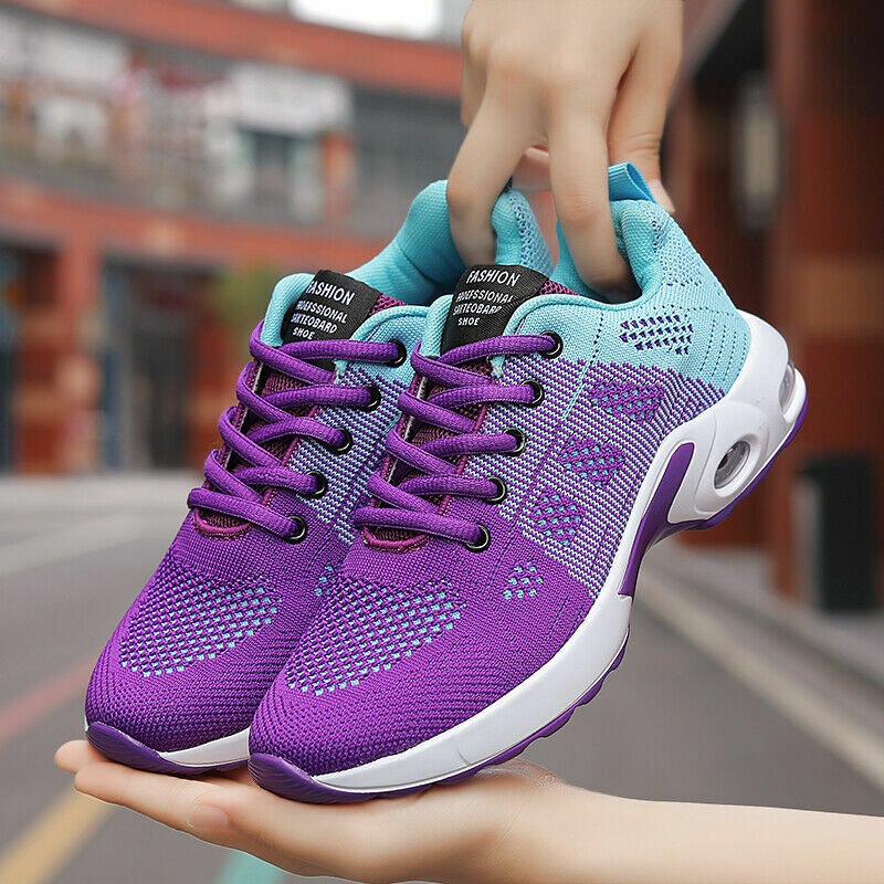 Scarpe da ginnastica da donna per il supporto quotidiano durante le passeggiate
