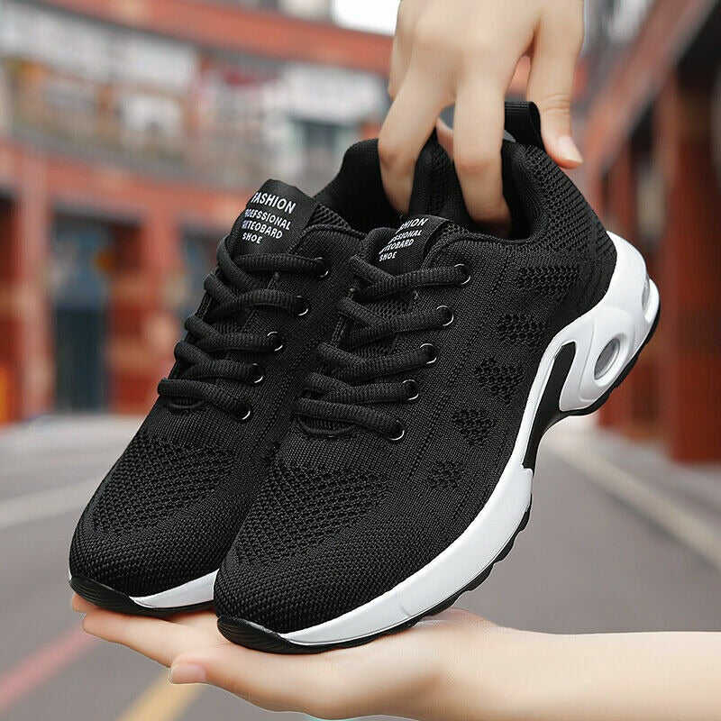Scarpe da ginnastica da donna per il supporto quotidiano durante le passeggiate
