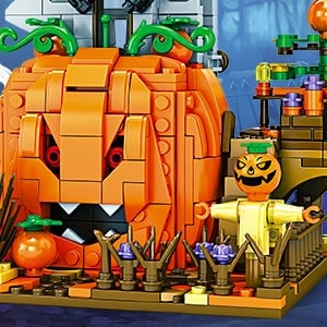 Kids' Halloween Building Blocks Construction Set with Pumpkin House and Ghost Figures - Image 3