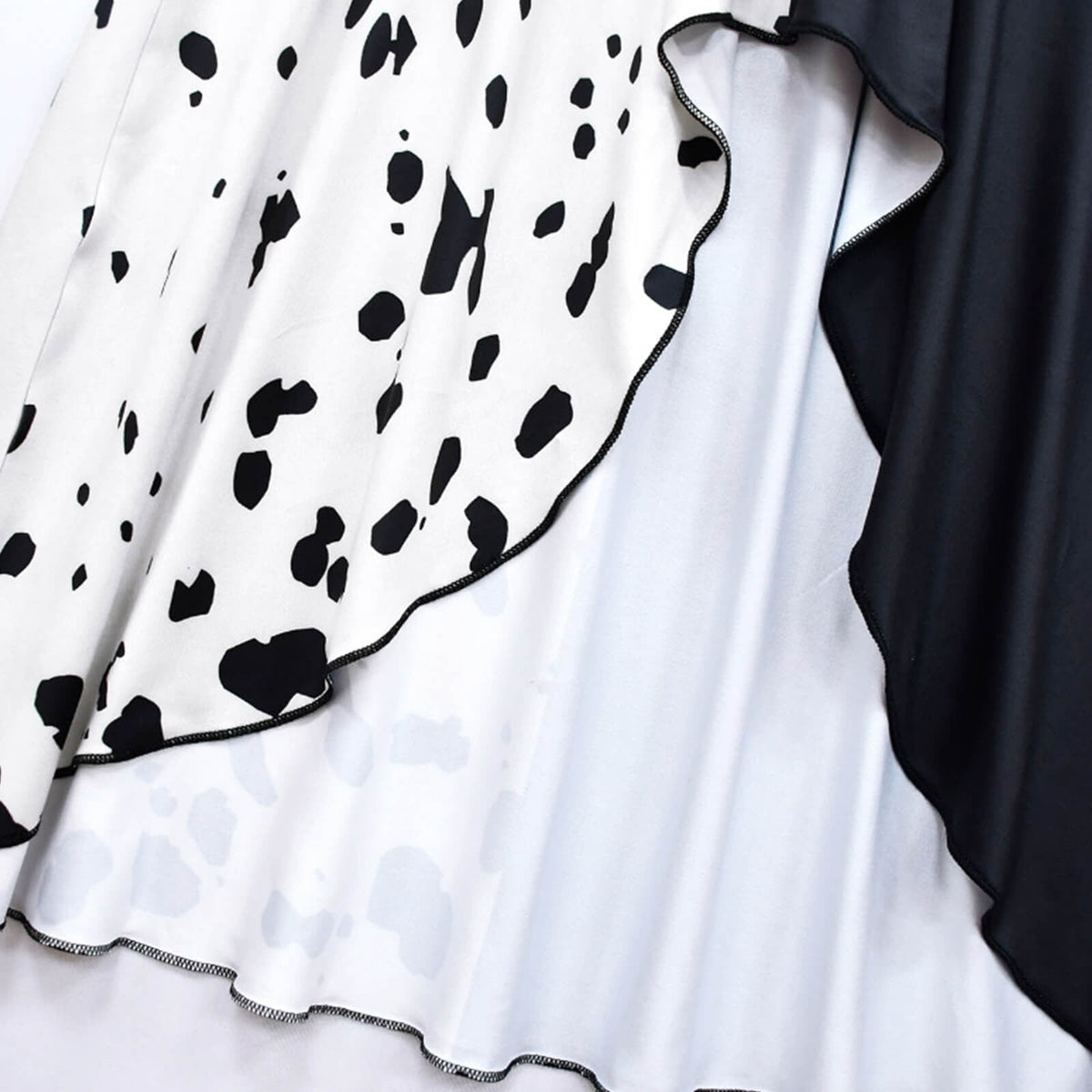 Kids' Halloween Cruella De Vil Villain Costume with Cape - Image 8