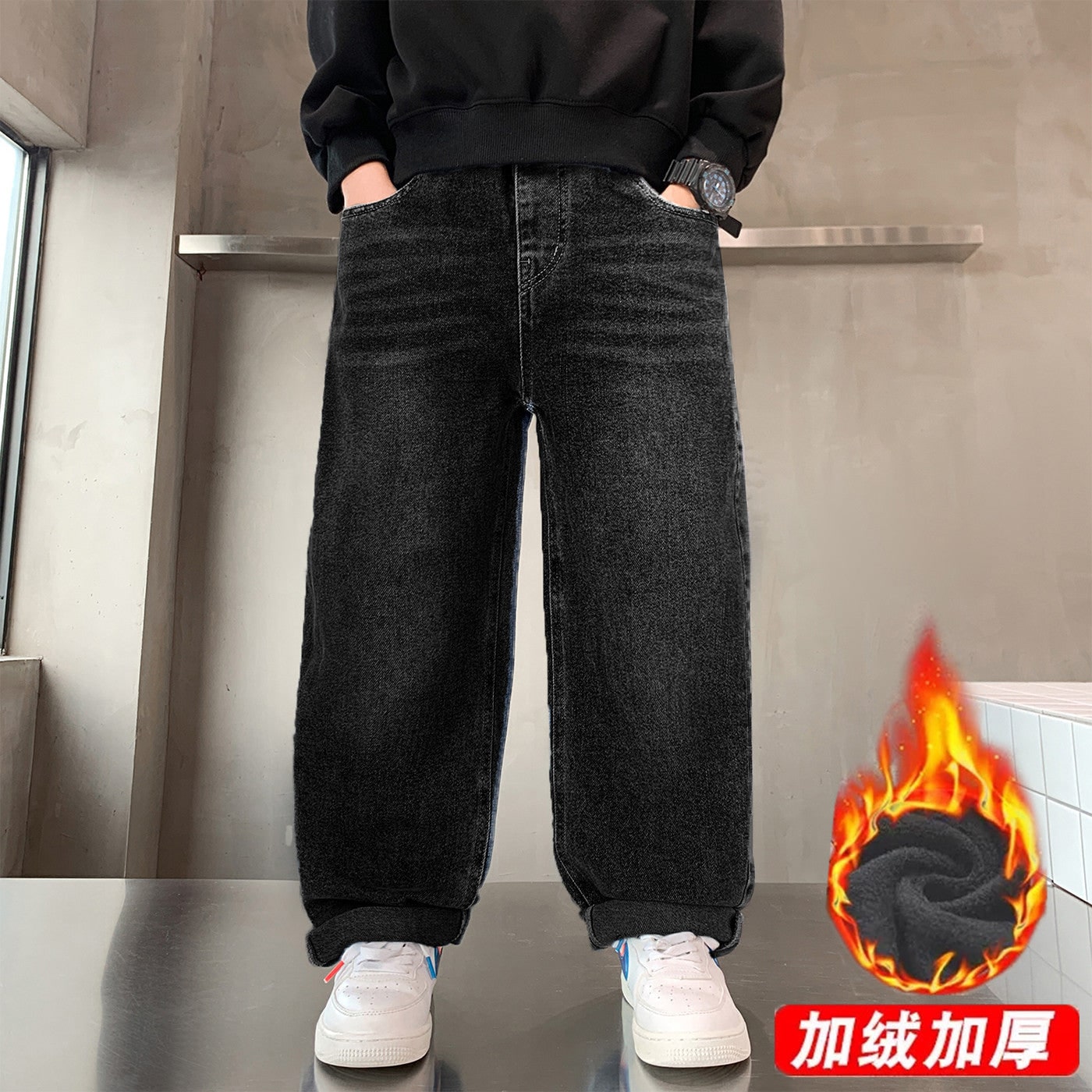 Men's Baggy Wide Leg Jeans with Faded Wash and Oversized Fit - Image 9