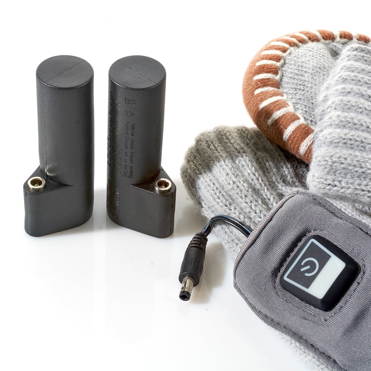 Men's Heated Socks Slipper with Rechargeable Battery Non-Slip Soles and Side Pockets - Image 3