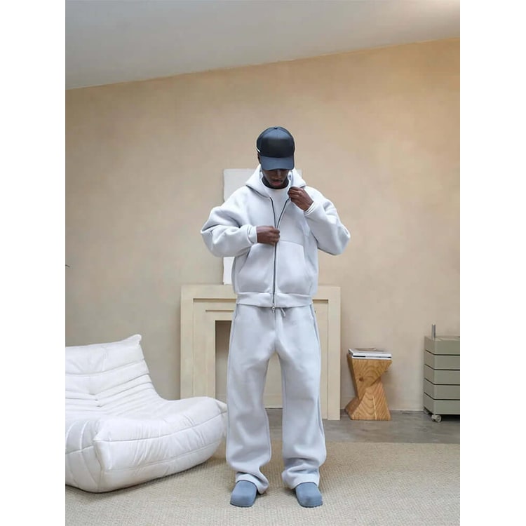 Men's Oversized Sweatsuit Tracksuit Set with Zip Hoodie and Wide Leg Sweatpants - Image 6