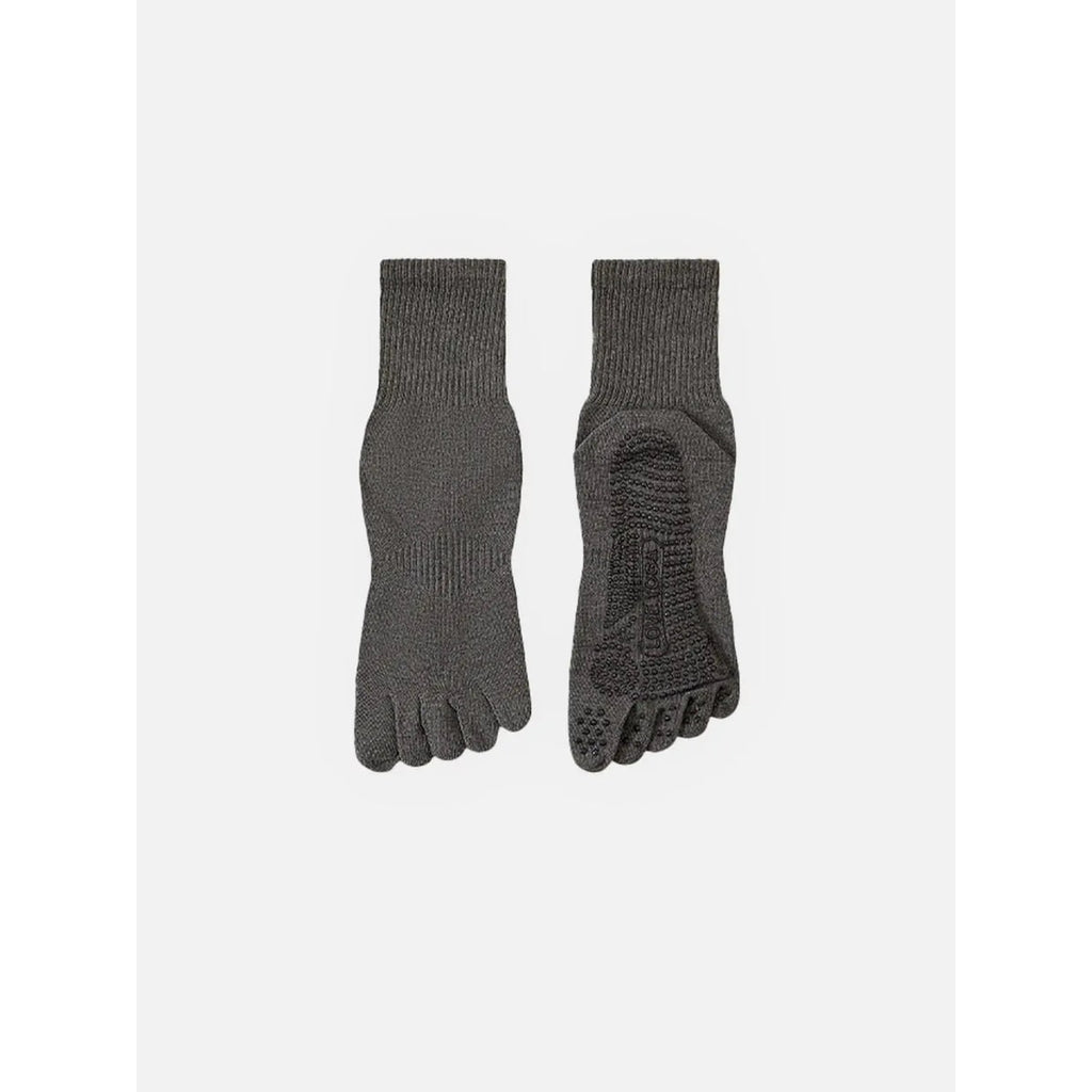 Men's Pilates Yoga Non-Slip Grip Socks with Five-Toe Design and Knit - Image 10