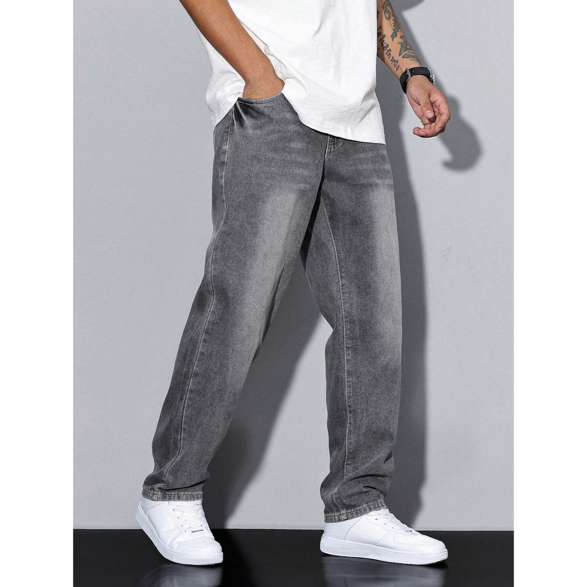 Men's Relaxed Fit Straight Leg Jeans with Five Pocket Styling - Image 2