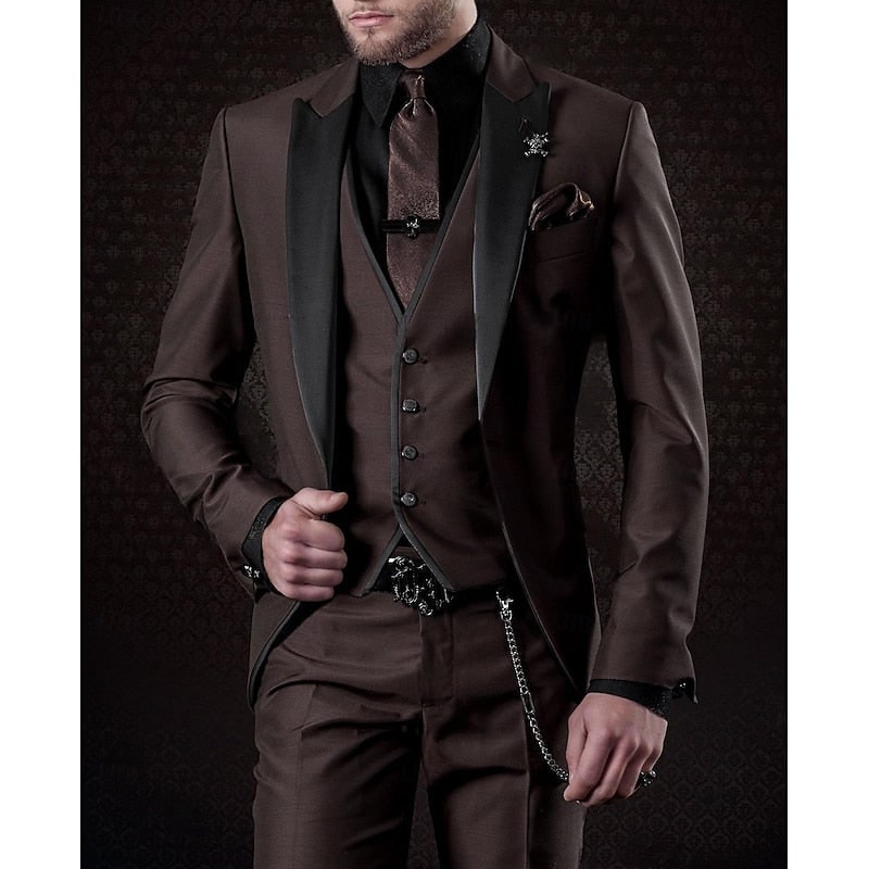 Men's Three Piece Suit Slim Fit with Contrast Peak Lapels and Waistcoat - Image 3