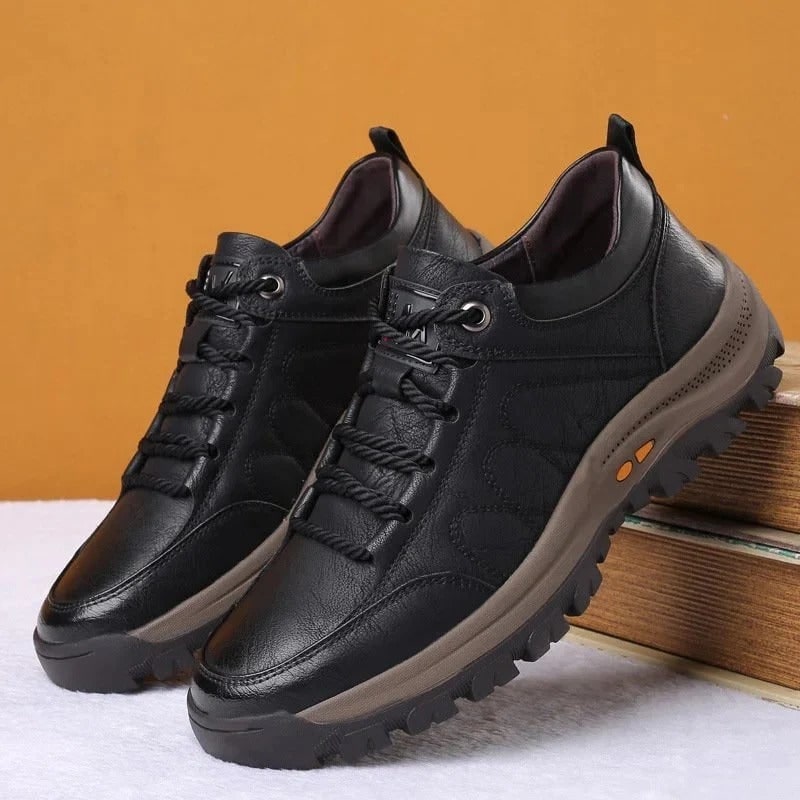 Men's Walking Shoes with Textured Leather Upper and Lugged Rubber Sole for Comfort - Image 3