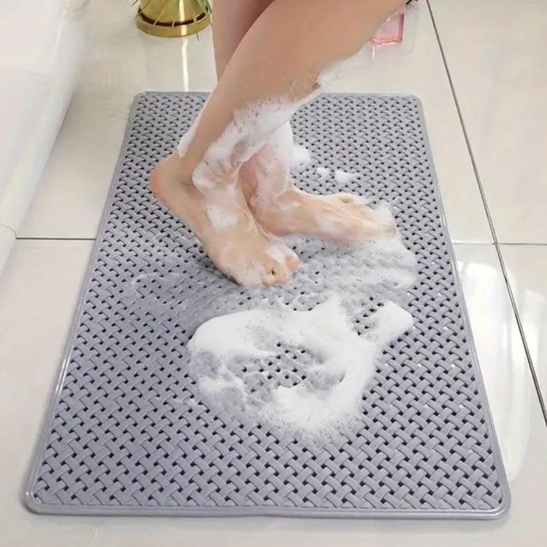 Non-Slip Bath Mat with Suction Cups and Basketweave Texture for Quick Dry - Image 4