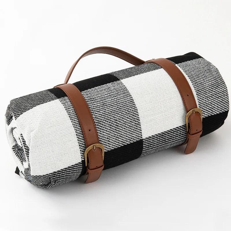 Picnic Blanket with Carrying Strap Waterproof Backing and Foldable Design - Image 5