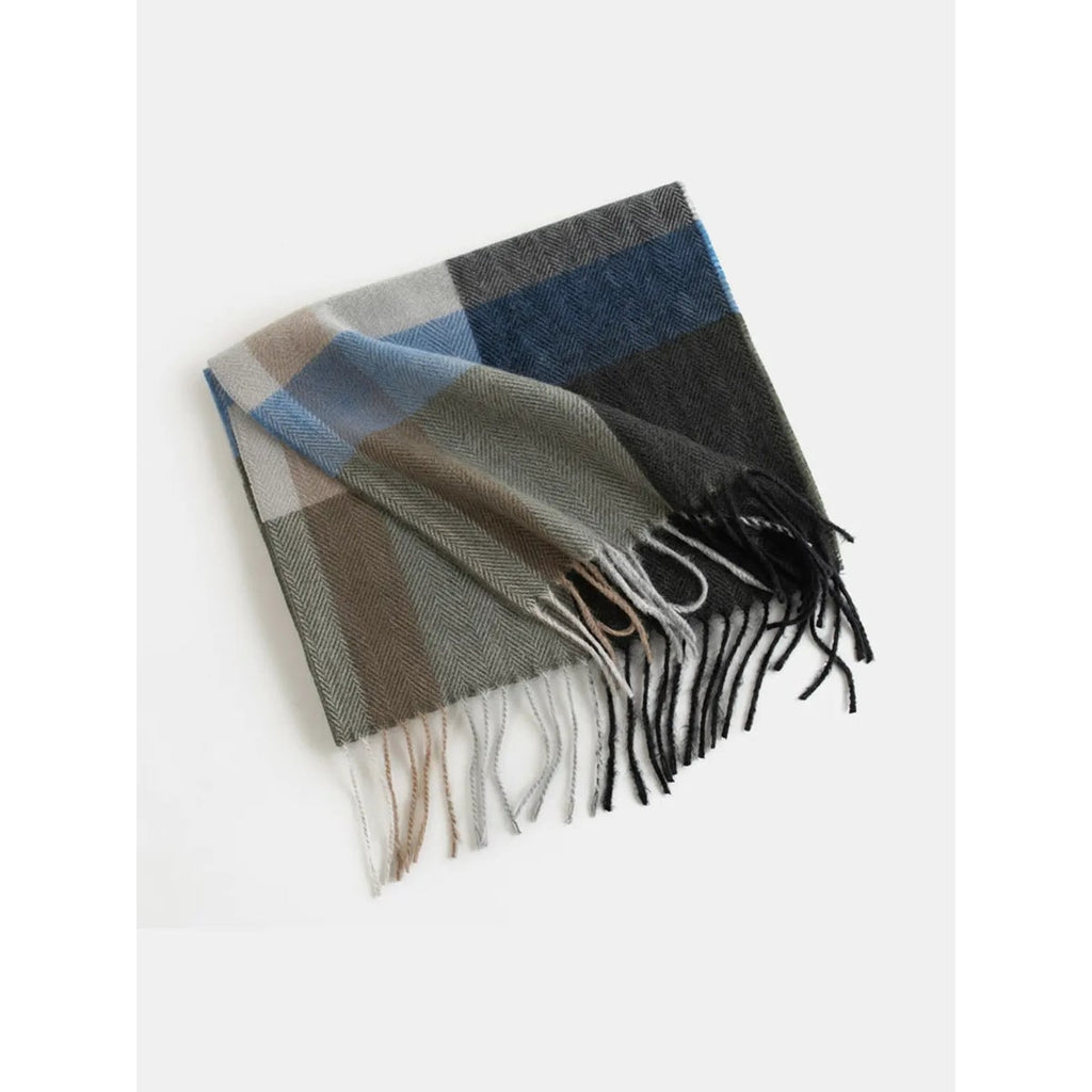 Plaid Winter Scarf for Ladies with Herringbone Weave and Fringe - Image 4