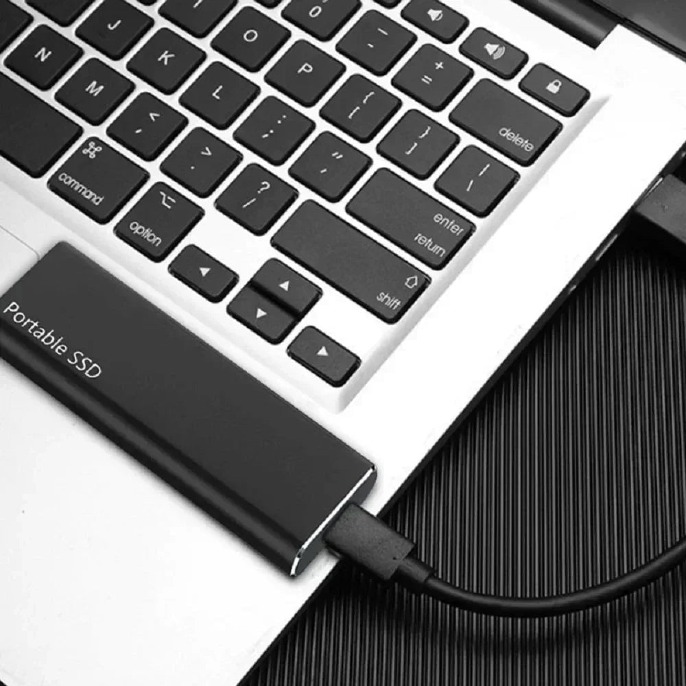 Portable External SSD with USB-C and High-Speed Storage for Work and Travel - Image 3
